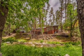 River Fall Cabin: 4 Kings ON the RIVER!!
